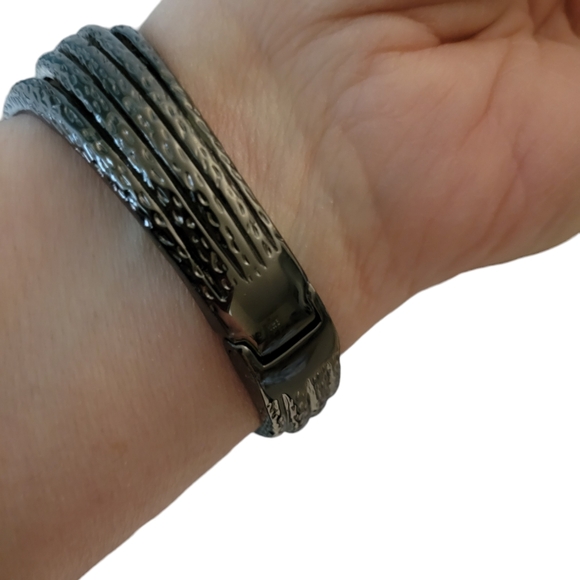 Gunmetal Multicolored Crystals Hinged - Picture 4 of 6